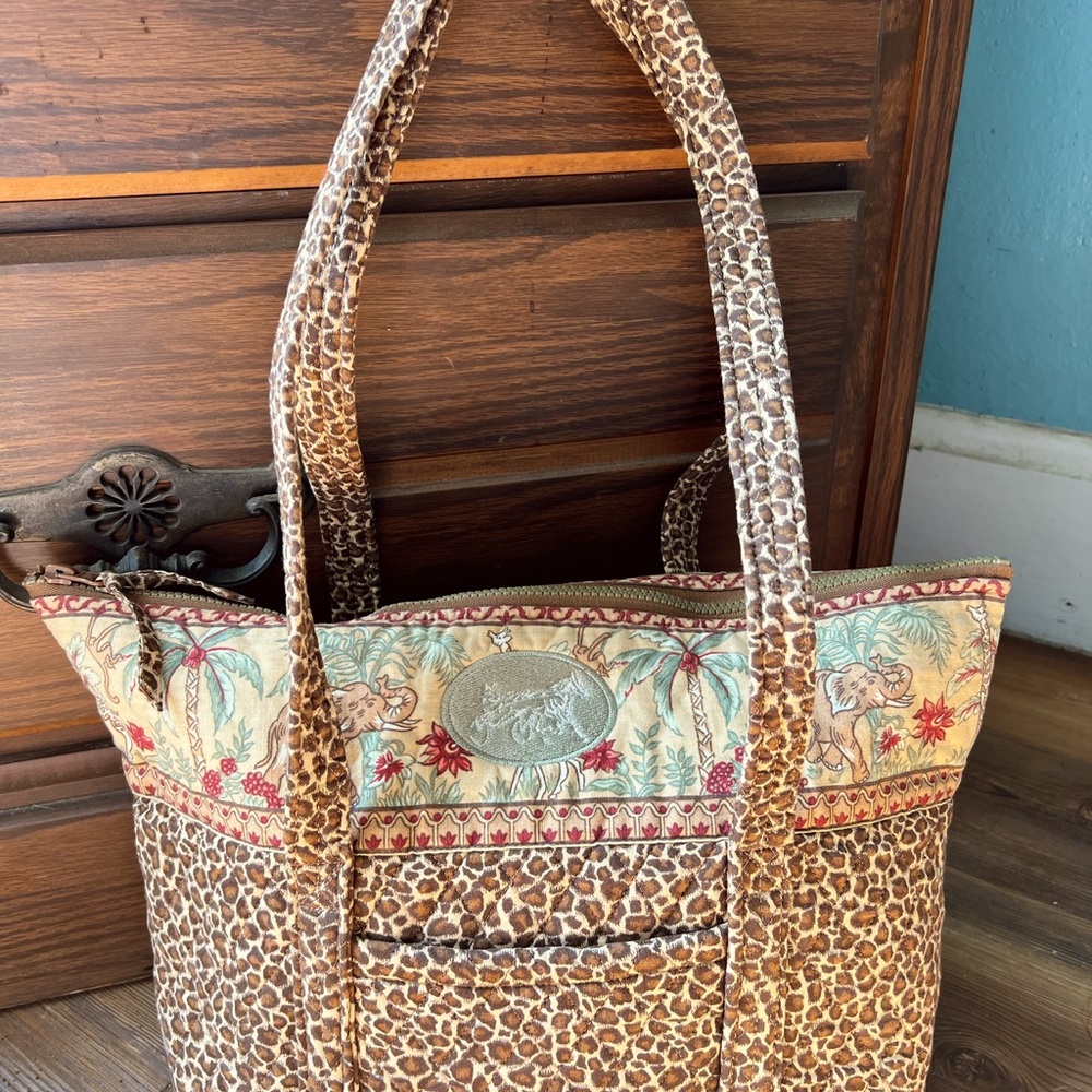 Elephant Stylish Leopard Print Tote Bag quilted
